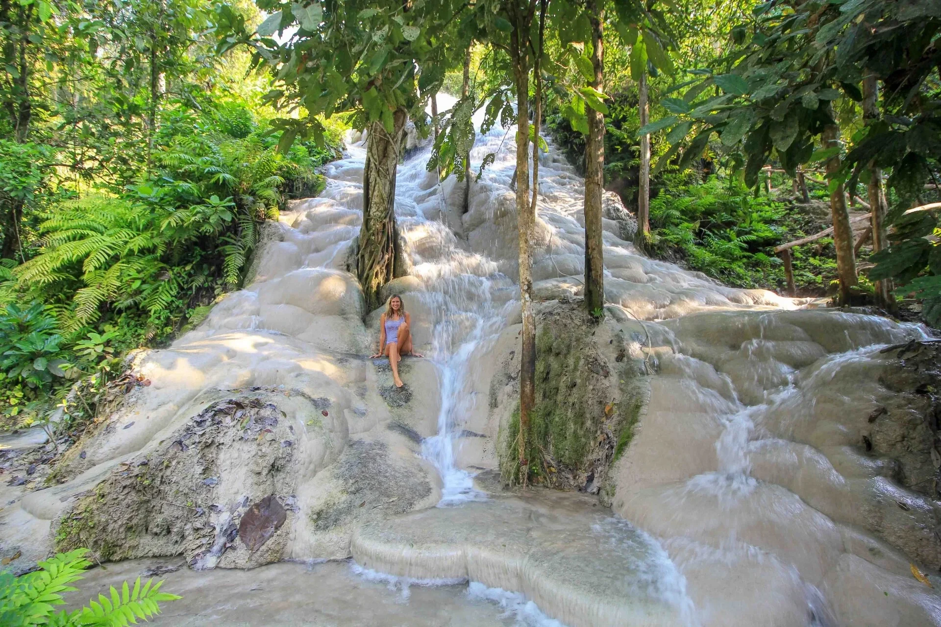 Tour a la cascada pegajosa en Chiang Mai