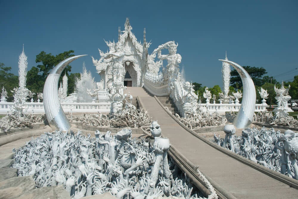 Tour barato a Chiang Rai con templo Blanco y Templo Azul