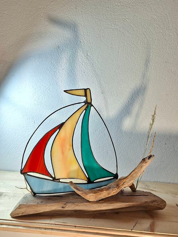 réf: 74 bâteau 3 voiles