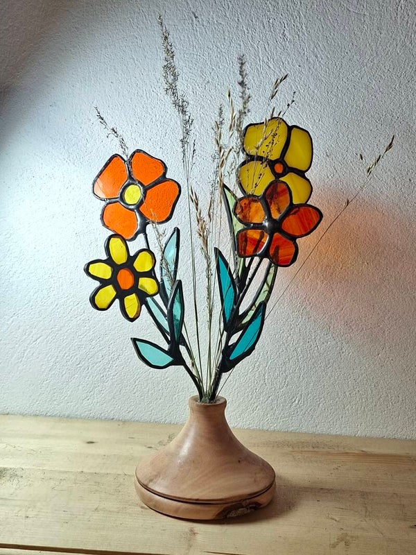 réf: 91 soliflore avec petit bouquet de fleurs