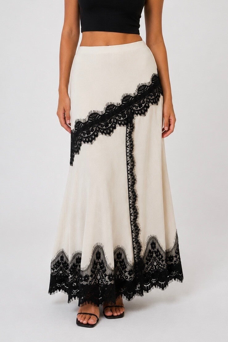 Claire lace skirt