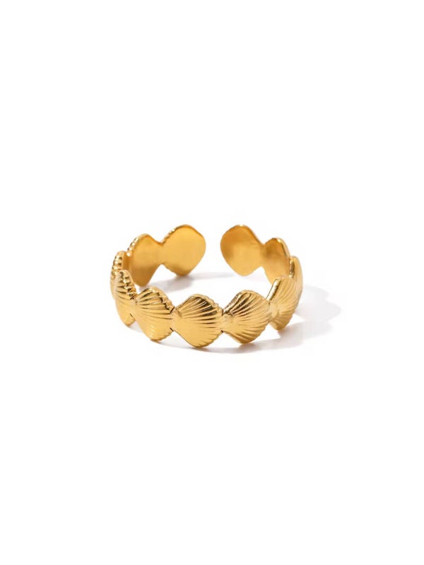 Seashell ring - gold