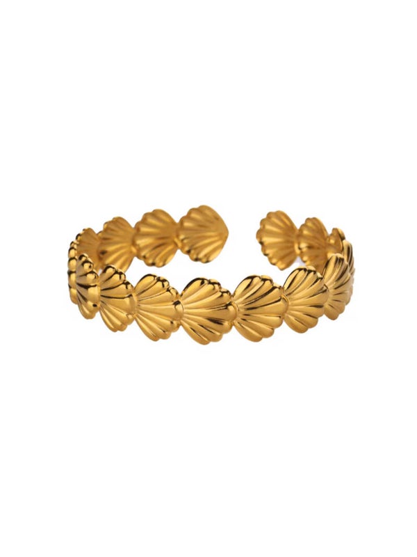 Seashell bracelet - gold