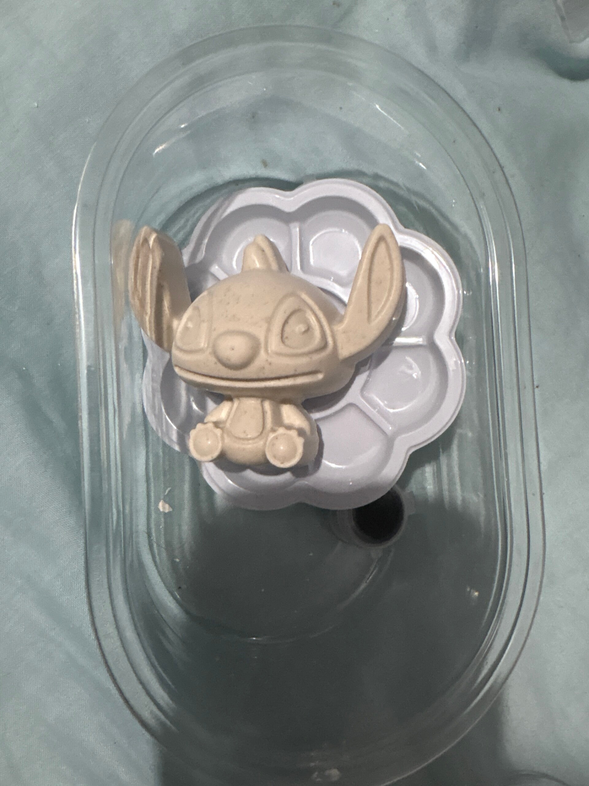 Boîte peinture stitch