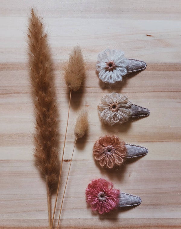 Gestoffeerde haarspeldjes Wool Flower