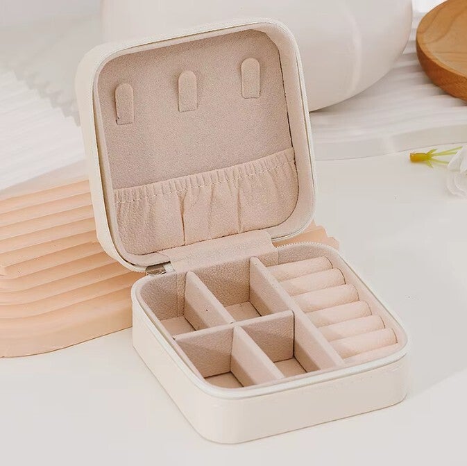 Sieradendoosje creme