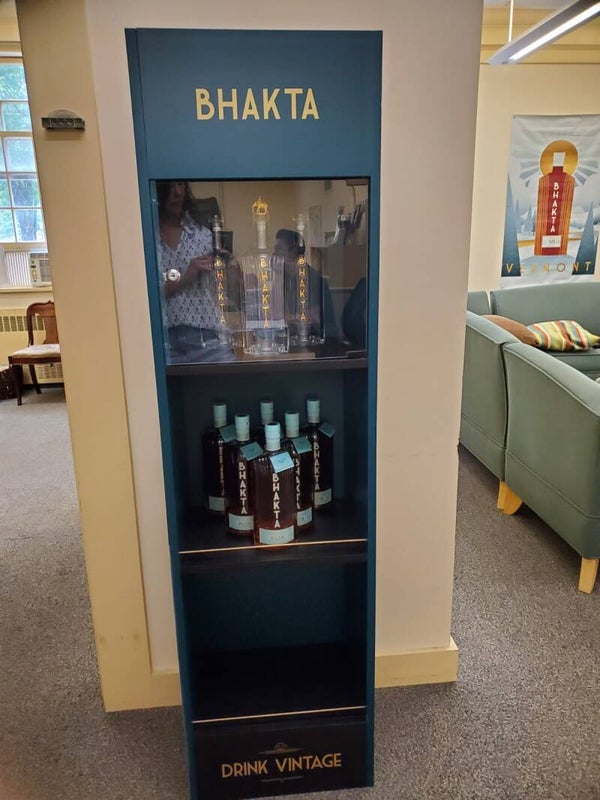 BHAKTA Vintage Lockbox Displays