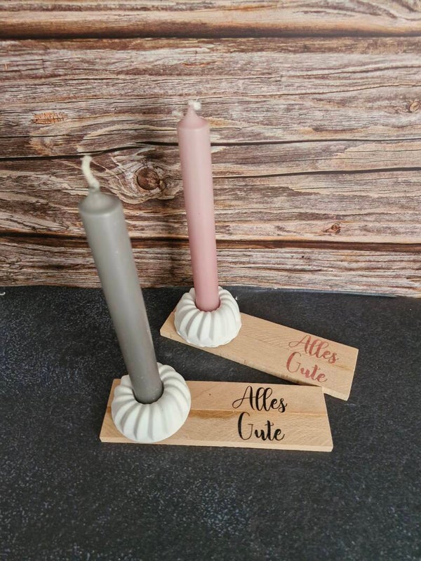 Stabkerzenmuffin auf Holz "Alles Gute"