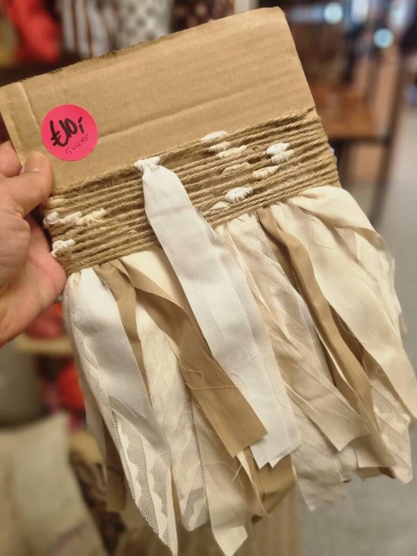 Geknoopte slinger wit/beige/taupe/kant
