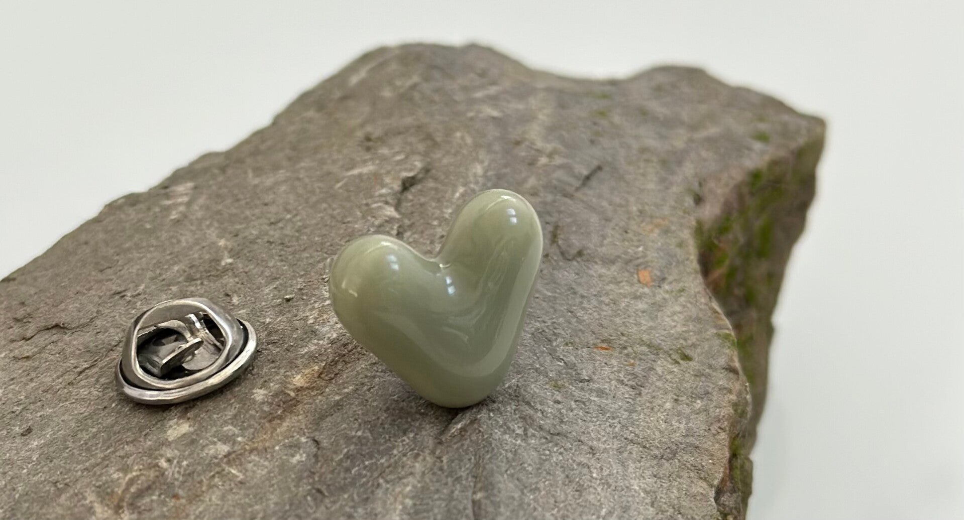 Youloveyous Broche Grijs Groen