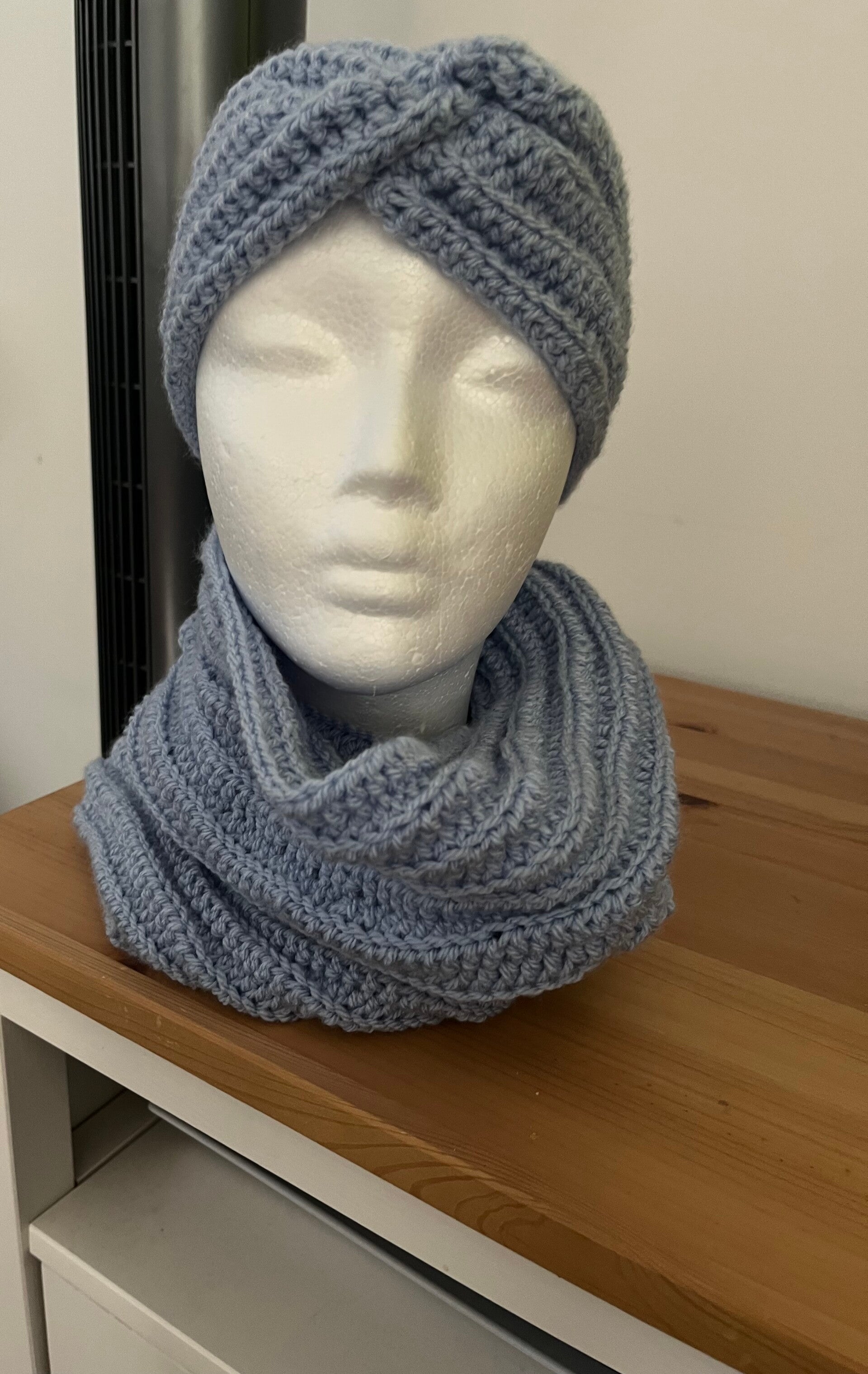 Set Stirnband und Schlauchschal