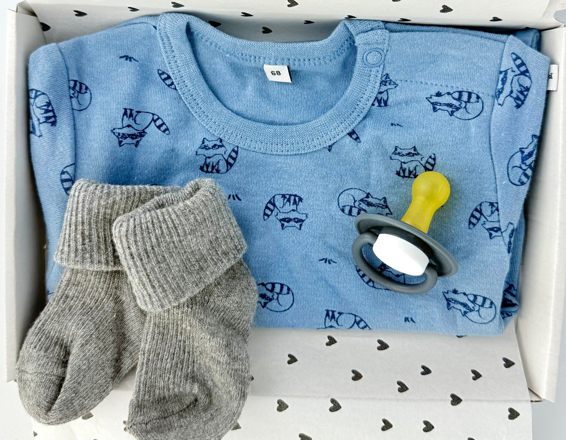 Kraamkadootje Jax | Rompertje | Sokjes | Bibs speen | Kaartje naar keuze