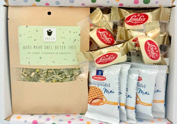 Postkadootje Beter worden | Word maar snel beter thee in zakje | Lonka nougat | Mini stroopwafeltjes | Kaartje naar keuze