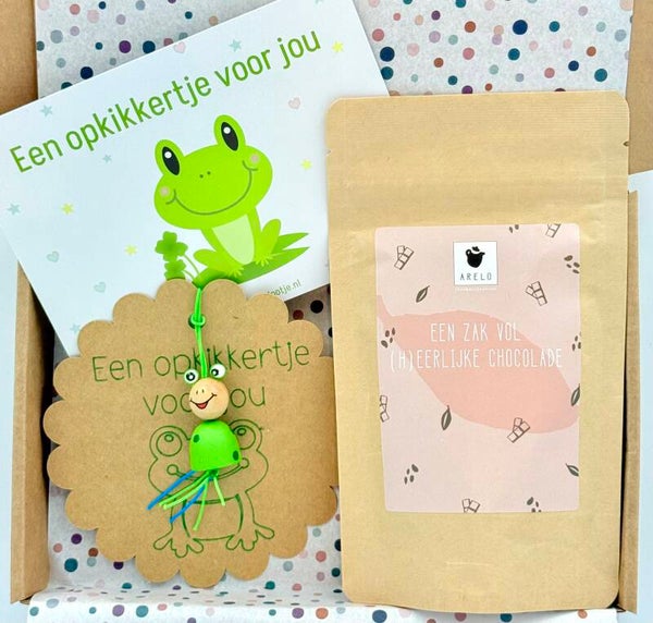 Postkadootje Chocolade | Een zak vol heerlijke chocolade | Opkikkergelukje | Kaartje naar keuze