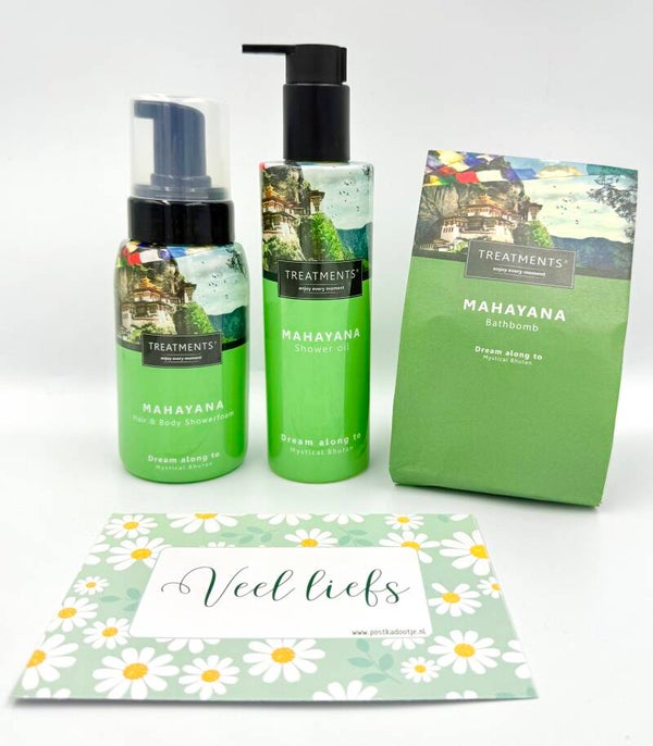 Postkadootje Green | Treatments bath bomb | Shower gel | Hair en body showerfoam | Kaartje naar keuze