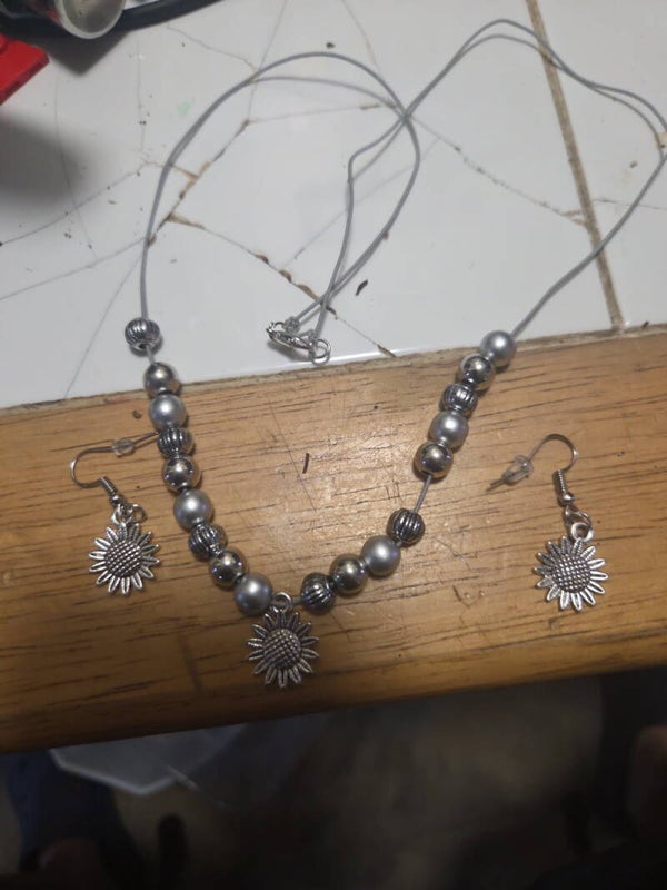 Necklace and Earring Sets