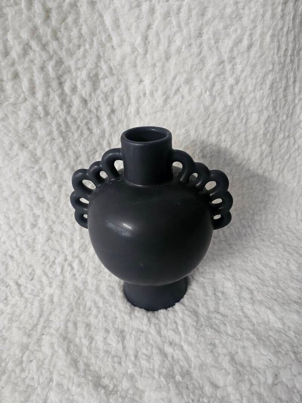 Kleine vaas met oortjes