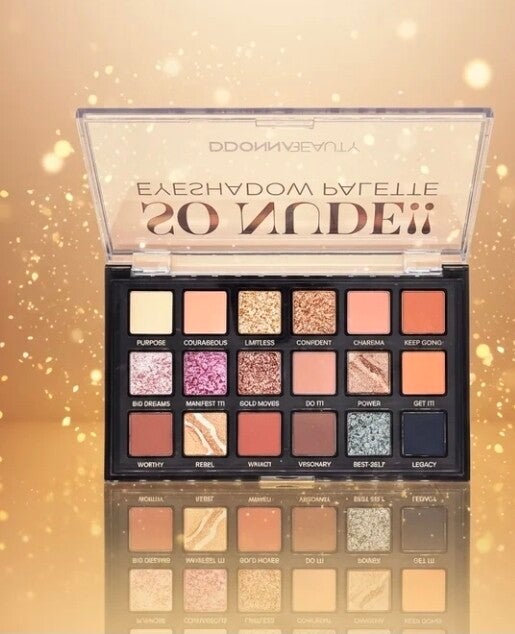 oogschaduw nude