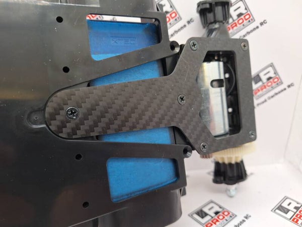 Platine châssis inferieure arrière carbone 1,5mm (pad)   (Tamiya groupe C)