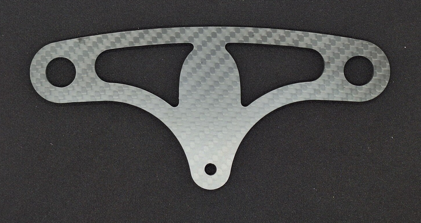 Support supérieur pare choc 3mm GTC8 25 Genius