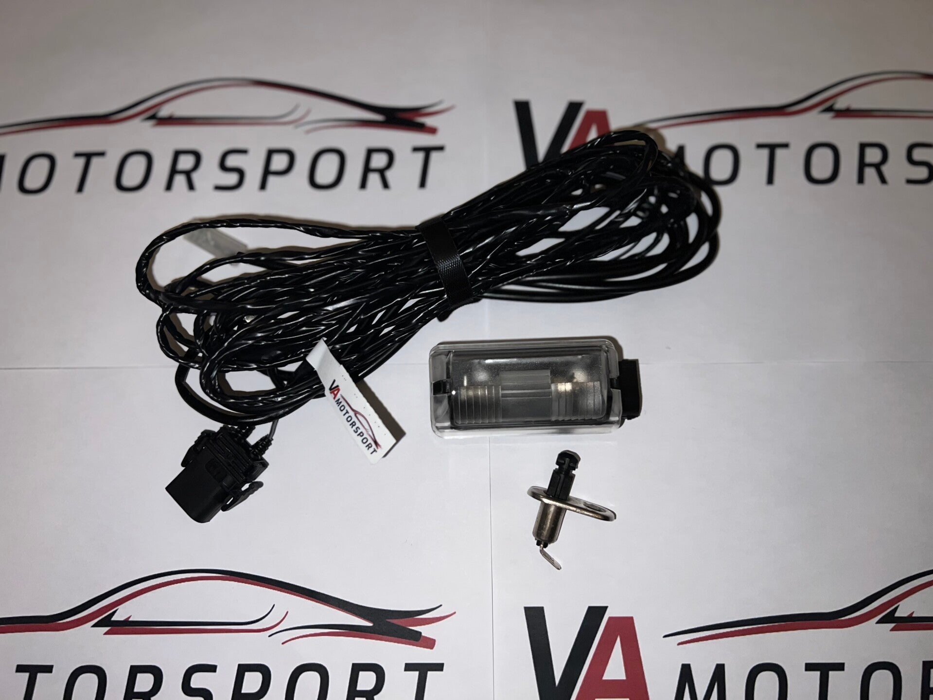 BMW E36 Motorraumleuchte  Nachrüstsatz