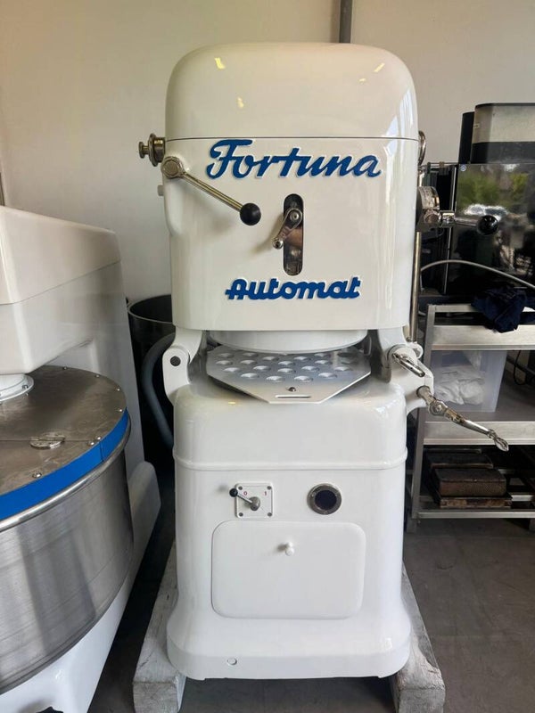 Dzielarka do bułek Fortuna 4 Automat