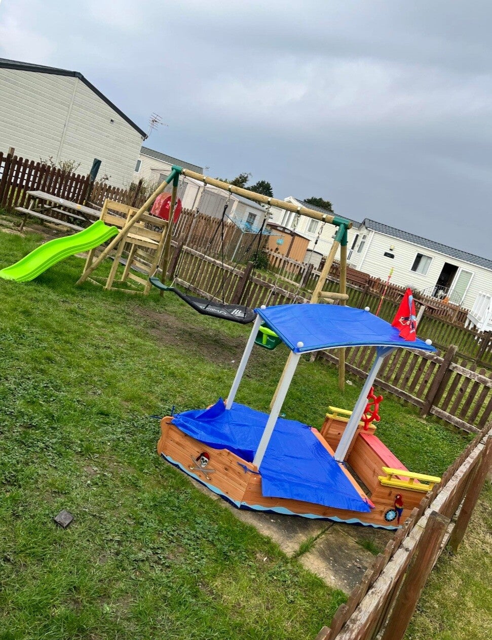 163 Holiday Resort Unity / 3 BEDROOM STATIC CARAVANS HERE! Celicias