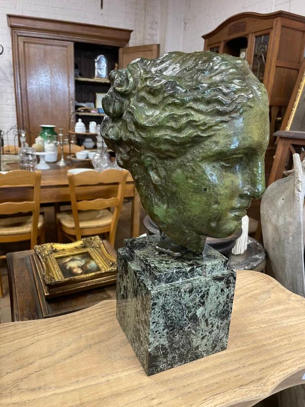 Bronzen buste Hygieia
