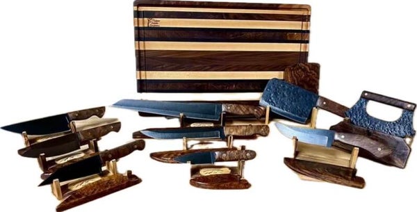 Full kitchen set - Beautiful Feathered Walnut