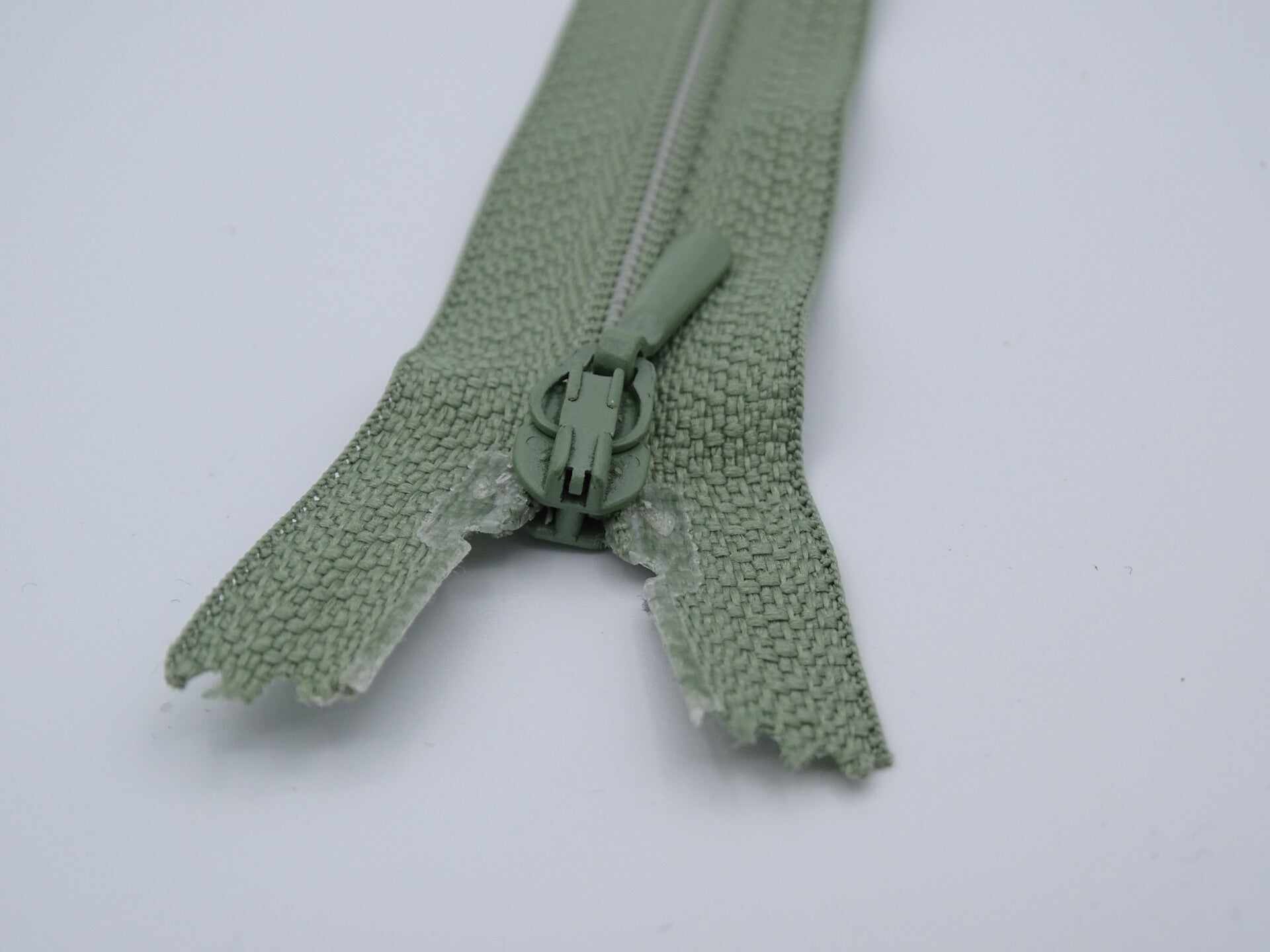 Nylon rits 14cm licht leger groen