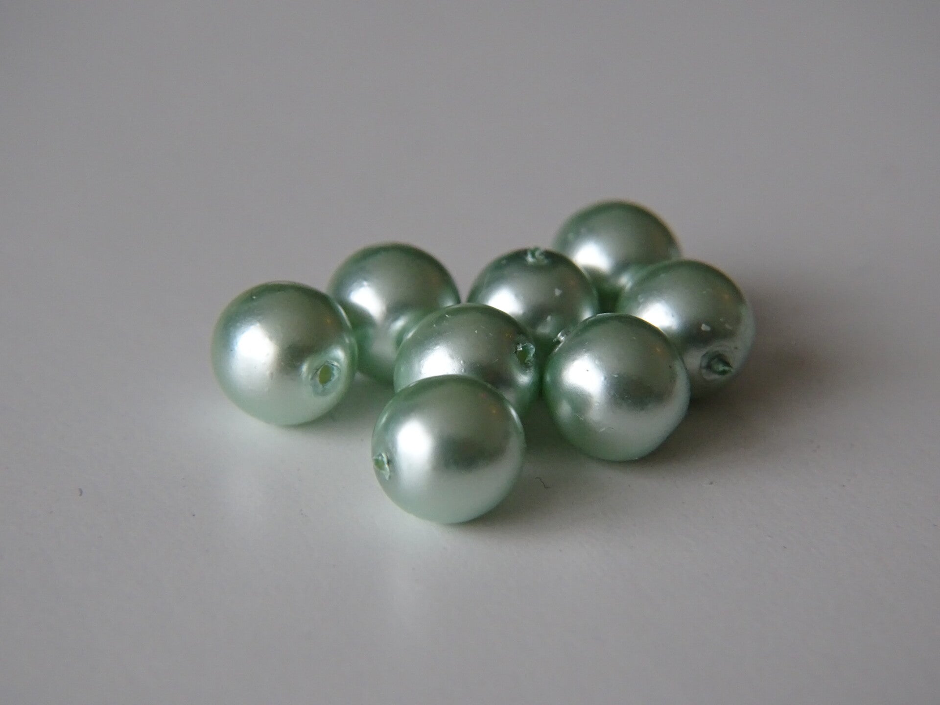25 stuks Glasparel 8mm licht groen