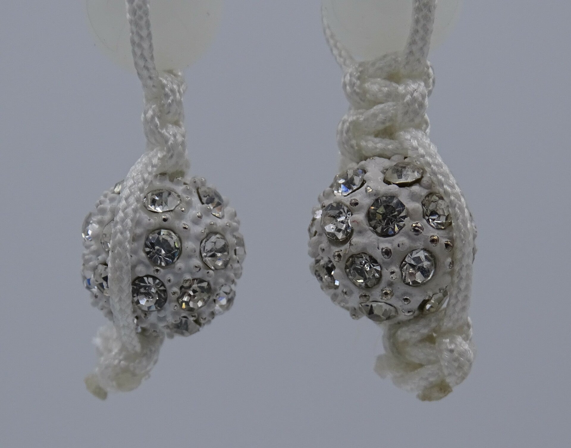 Oorbellen met kralen div kleuren