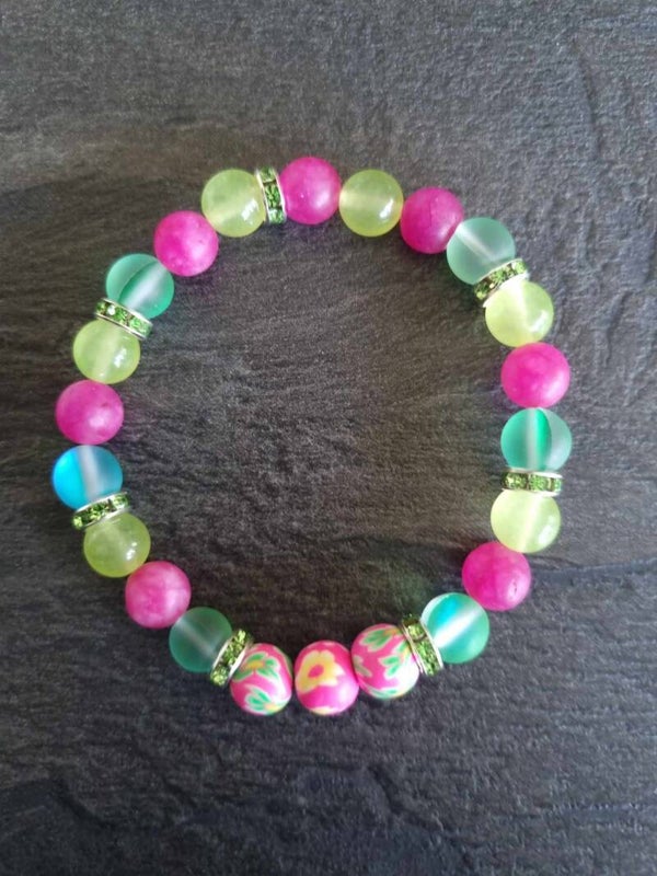 530. Chalcedoon, Jade en Crystal glass frosted