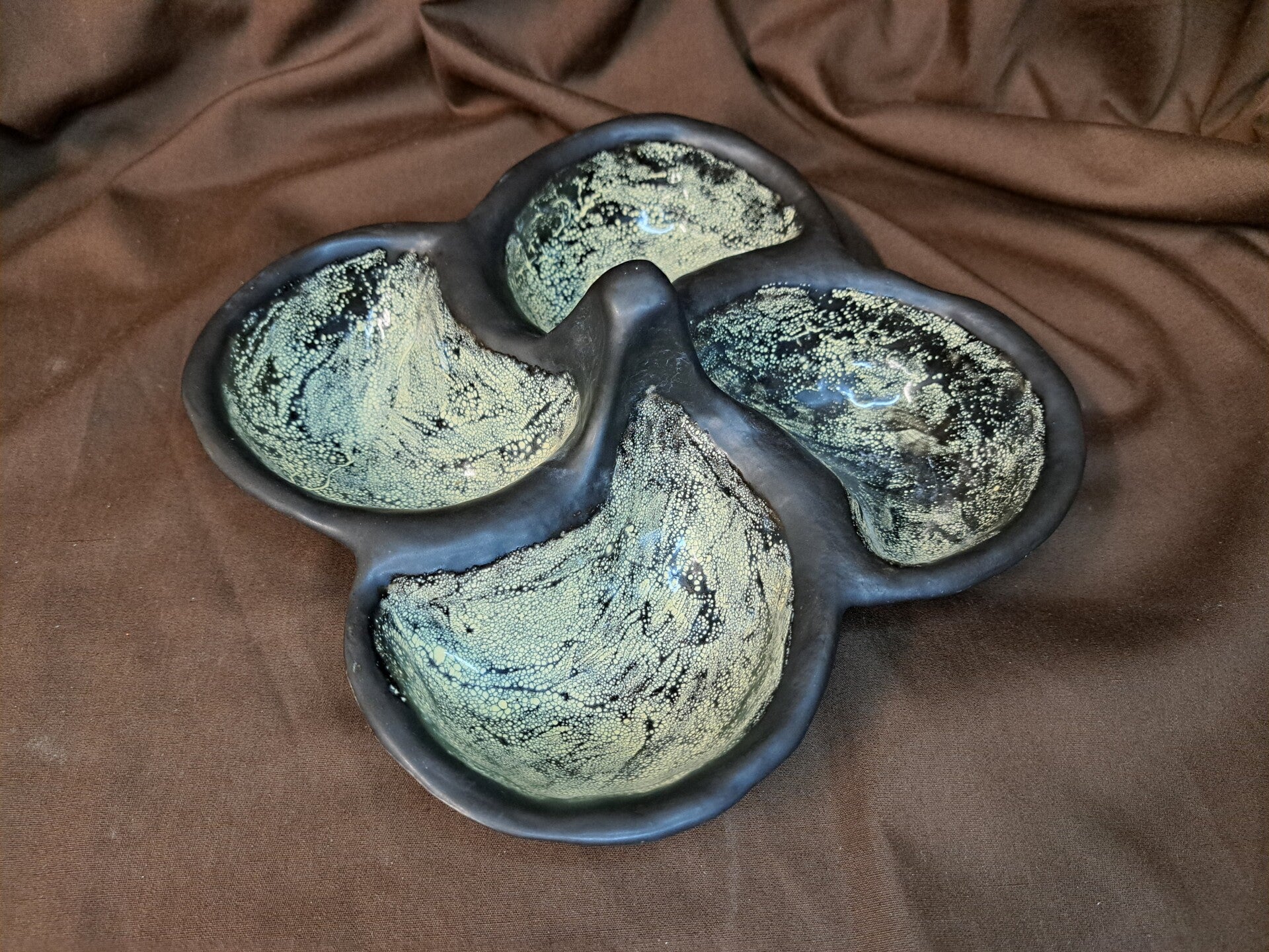 Borrel schaal (4 vaks)