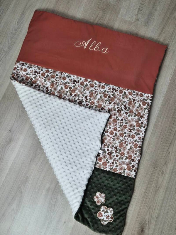 Couverture bébé personnalisée avec appliques