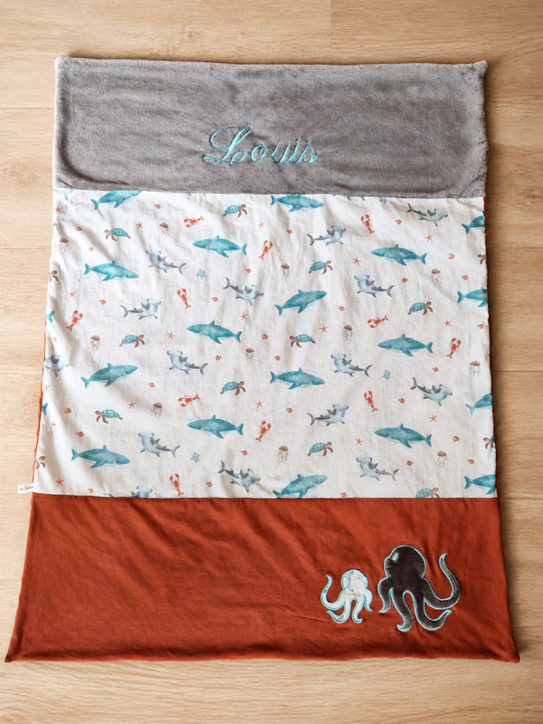 Couverture bébé avec appliques