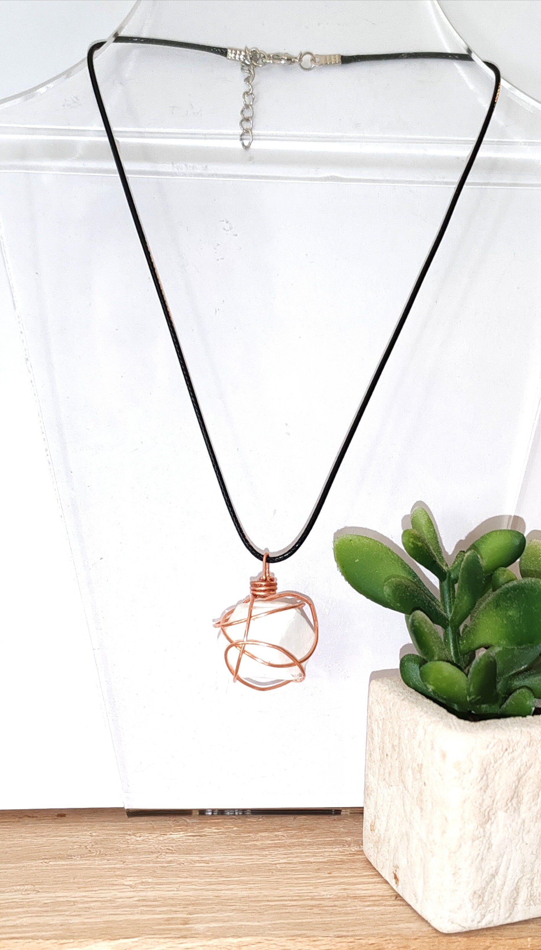 Pendentif satellite