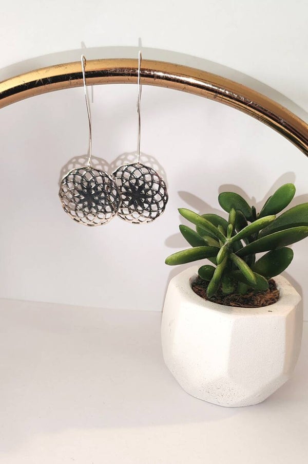 Boucles d'oreilles Graine de vie argenté