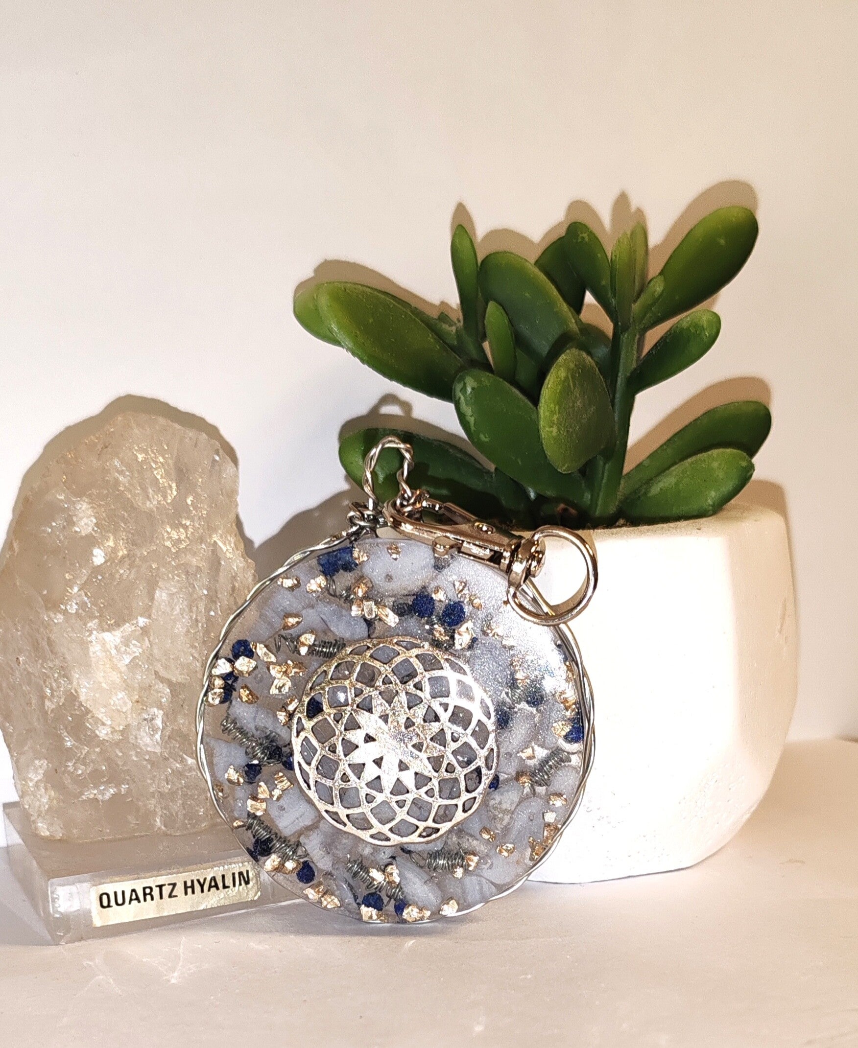Orgonite calcédoine taille Small
