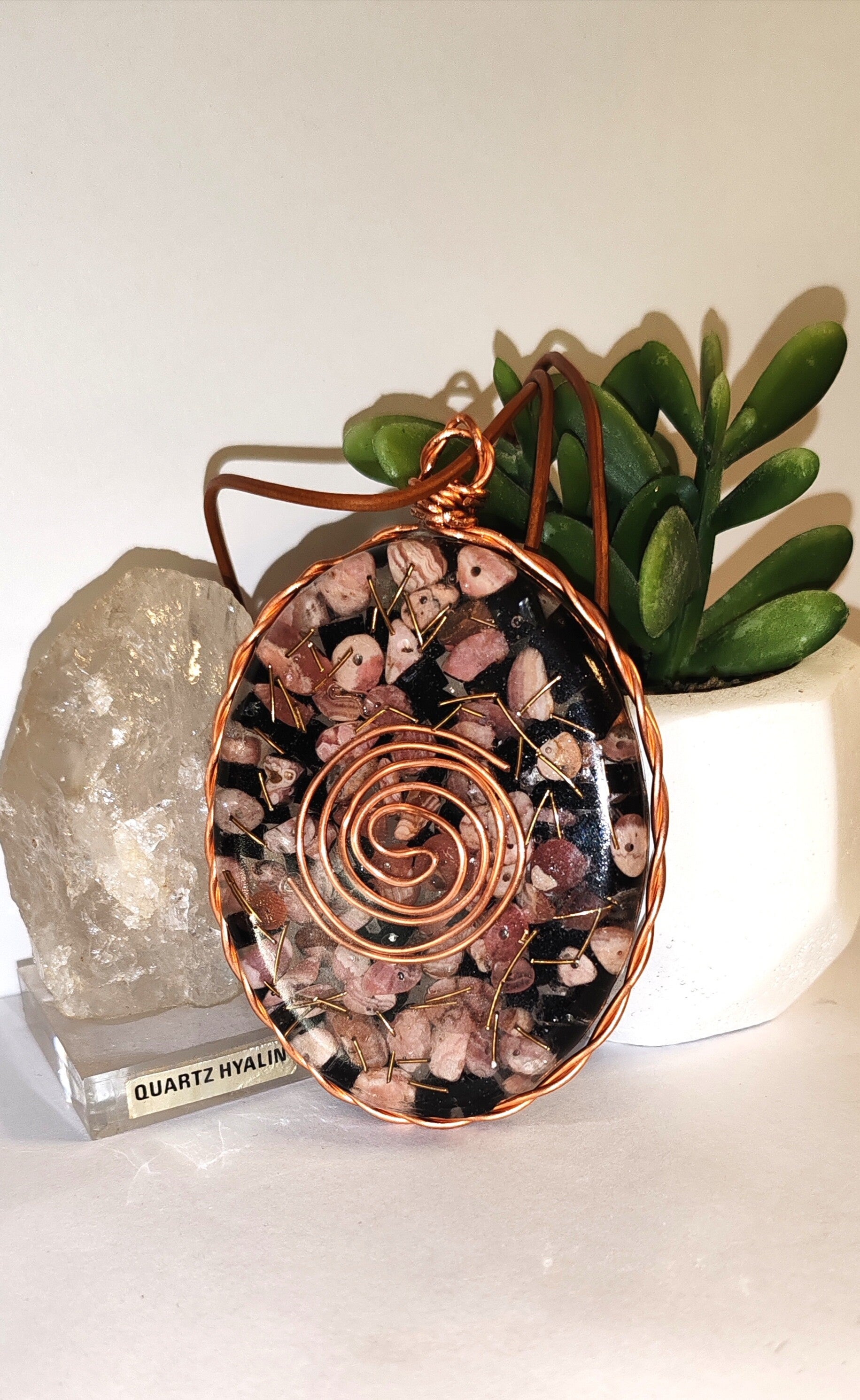 Collier Orgonite rhodonite taille L