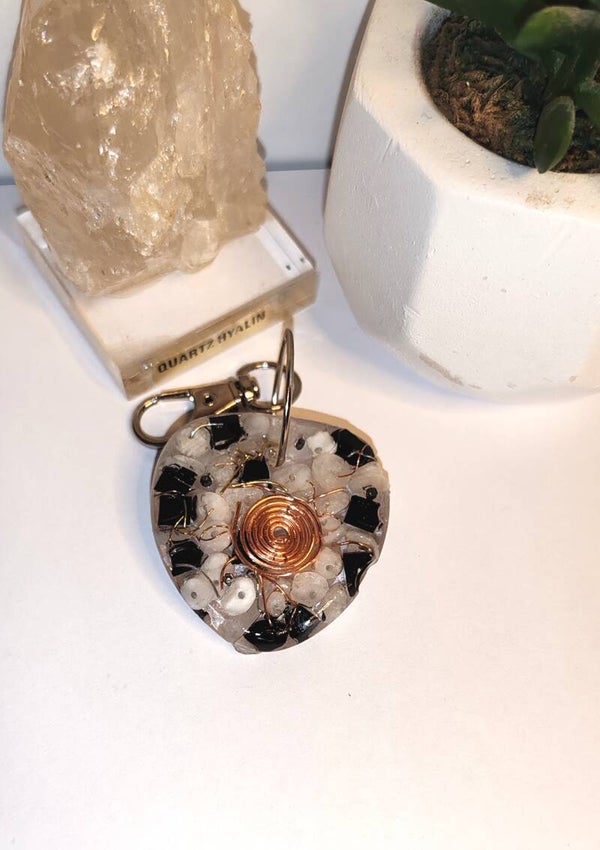 Porte-clé  coeur orgonite Pierre de lune