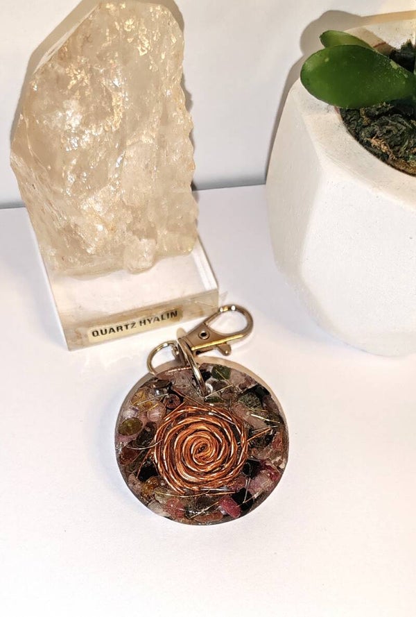 Porte-clé  rond orgonite Tourmaline