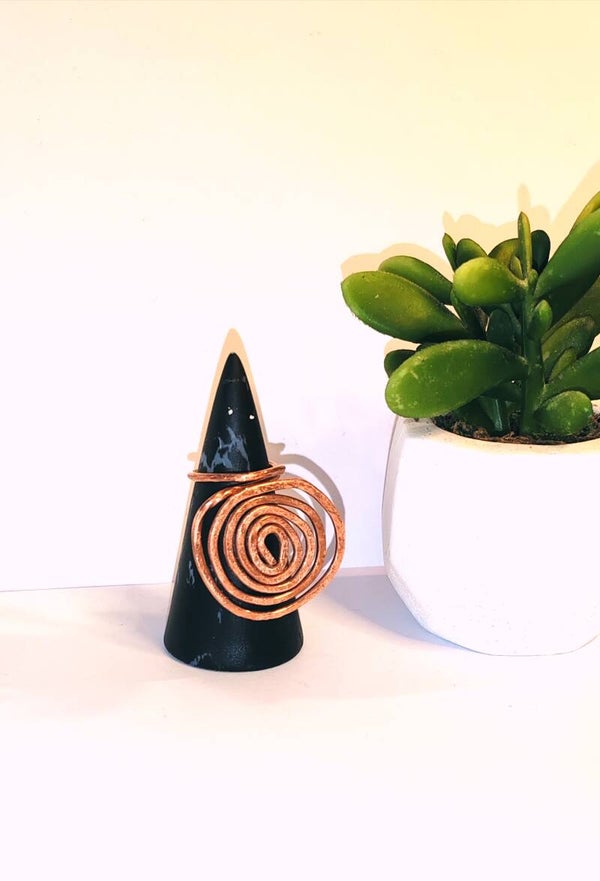 Grosse bague spirale cuivre