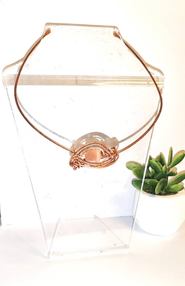 Collier ras du cou oeil de protection