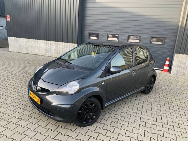 Toyota Aygo 1.0 12V 5D Airco