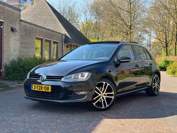 Volkswagen Golf 1.4 TSI ACT Highline NAP PANO/NAVI/LED