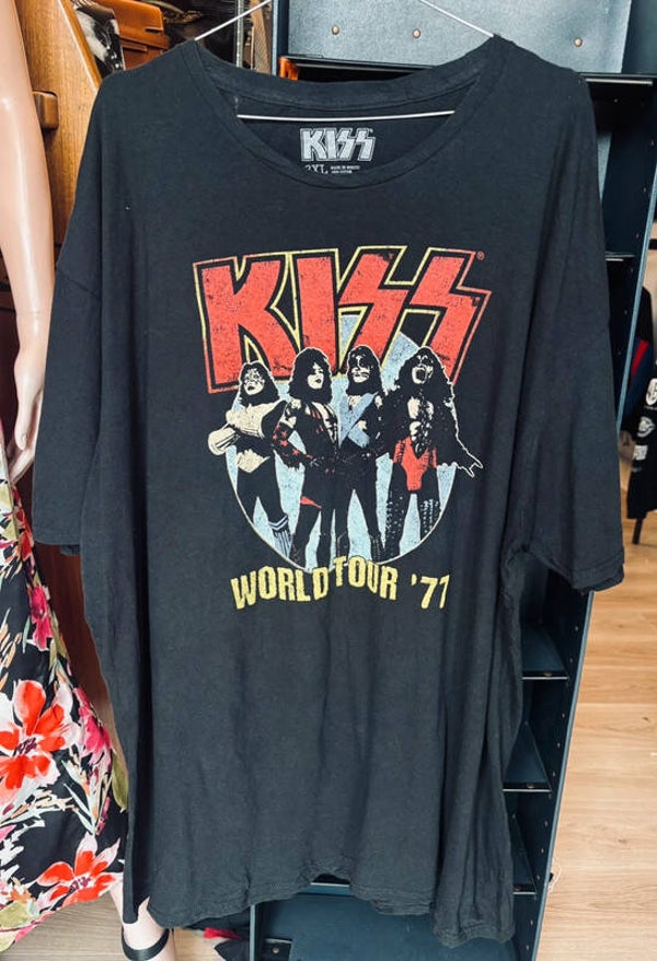 Tee-shirt officiel KISS “World Tour ’77” Taille 3XL #85rond