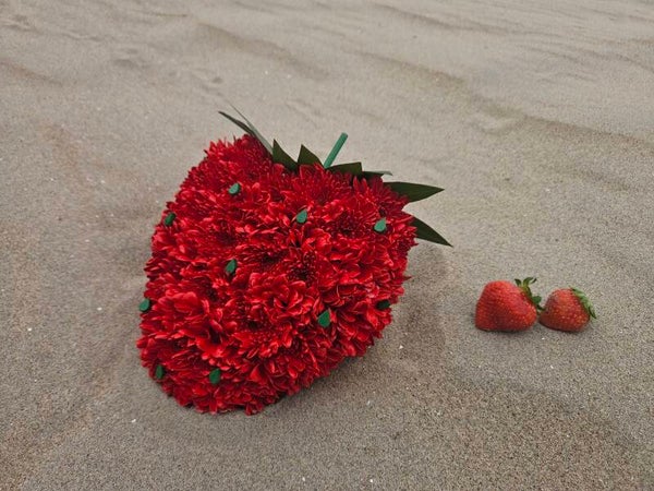 Aardbeirood ~ Aardbei van bloemen