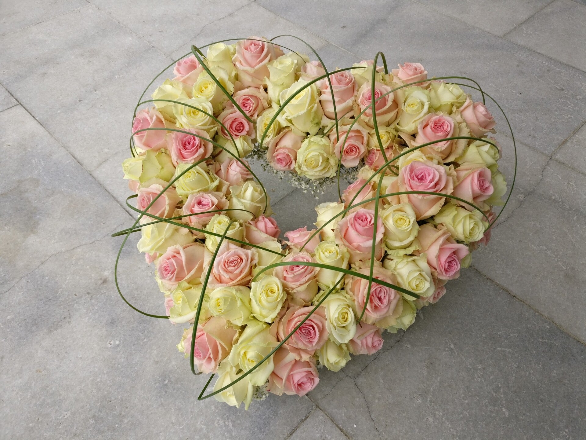 Droomroze ~ Rouwhart open rozen hart