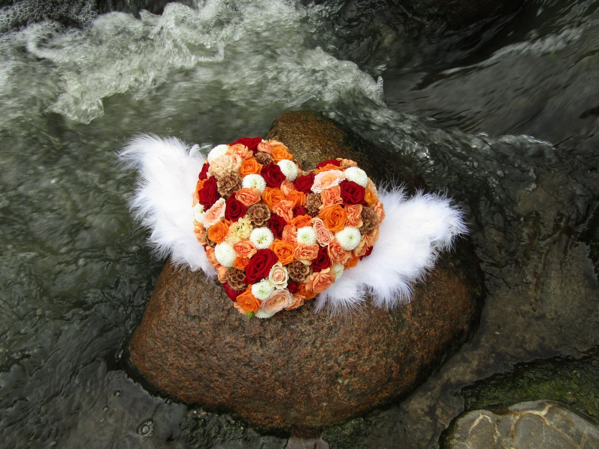 Koperveer ~ Bloemenhart met vleugels